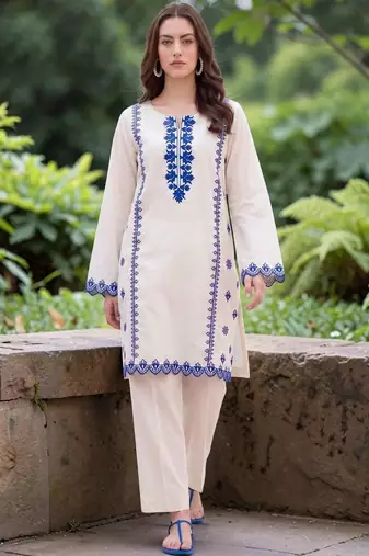 Women Ethnic Motifs Regular Thread Work Chanderi Silk Kurta with Trousers
