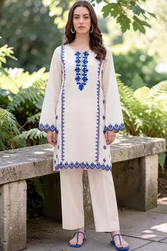 Women Ethnic Motifs Regular Thread Work Chanderi Silk Kurta with Trousers