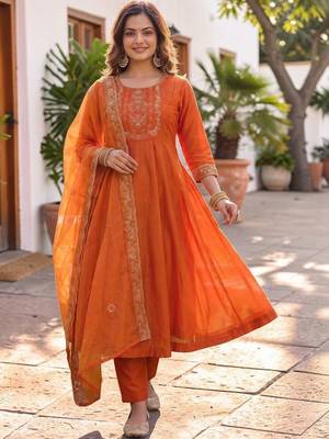 Women Embroidered Kurta with Trousers & With Dupatta 2