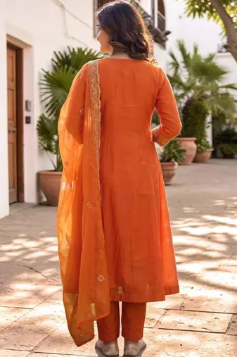 Women Embroidered Kurta with Trousers & With Dupatta