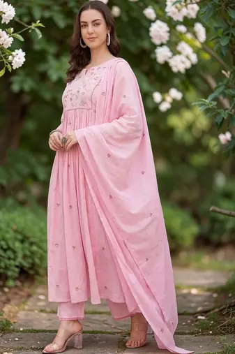 Floral Embroidered Empire Thread Work Chanderi Silk Kurta Trousers & With Dupatta