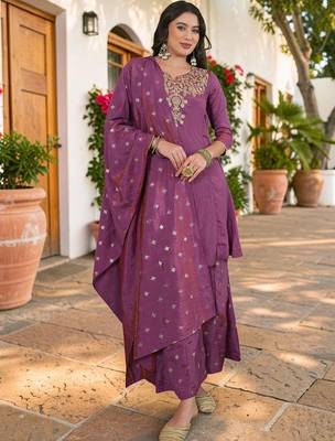 Women Ethnic Motifs Embroidered Regular Thread Work Kurta with Sharara & With Dupatta 5