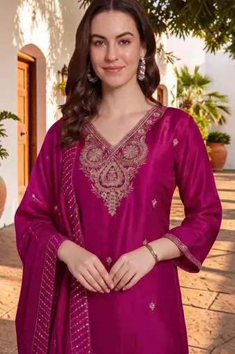 Women Ethnic Motifs Embroidered Regular Thread Work Kurta with Trousers & With Dupatta