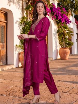 Women Ethnic Motifs Embroidered Regular Thread Work Kurta with Trousers & With Dupatta 6