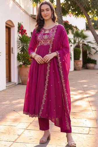 Women Ethnic Motifs Embroidered Empire Thread Work Kurta with Trousers & With Dupatta