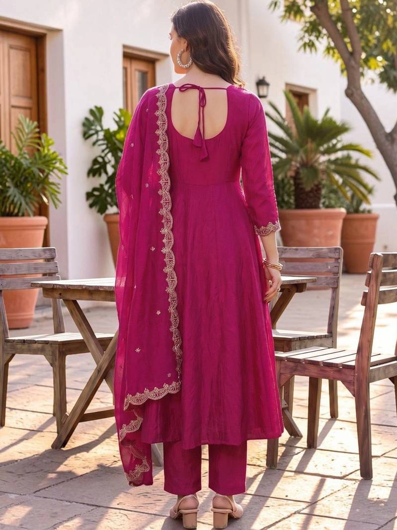 Women Ethnic Motifs Embroidered Empire Thread Work Kurta with Trousers & With Dupatta