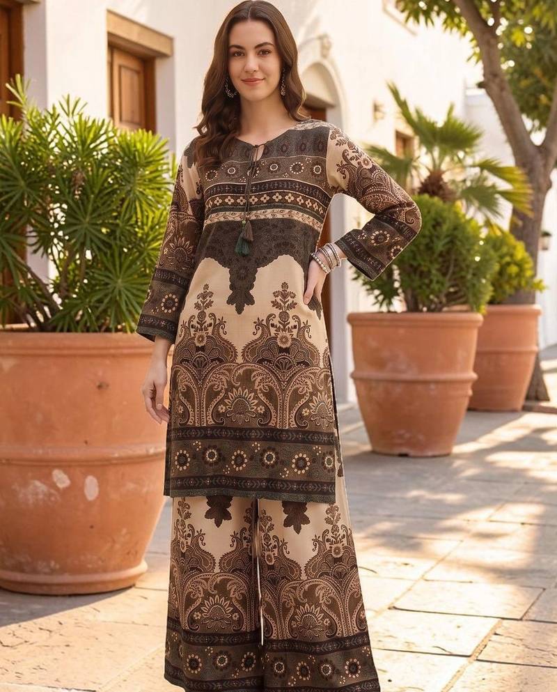 Women Ethnic Motifs Printed Regular Kurti with Palazzos