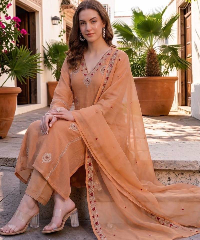 Women Ethnic Motifs Embroidered Regular Thread Work Kurta with Trousers & With Dupatta