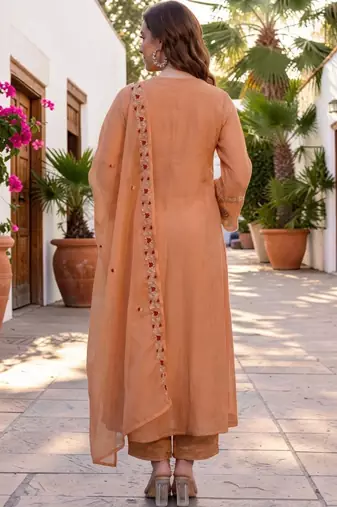 Women Ethnic Motifs Embroidered Regular Thread Work Kurta with Trousers & With Dupatta