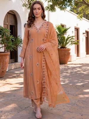 Women Ethnic Motifs Embroidered Regular Thread Work Kurta with Trousers & With Dupatta 7