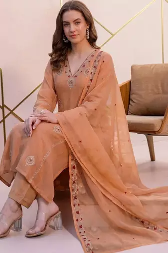 Women Ethnic Motifs Embroidered Regular Thread Work Kurta with Trousers & With Dupatta