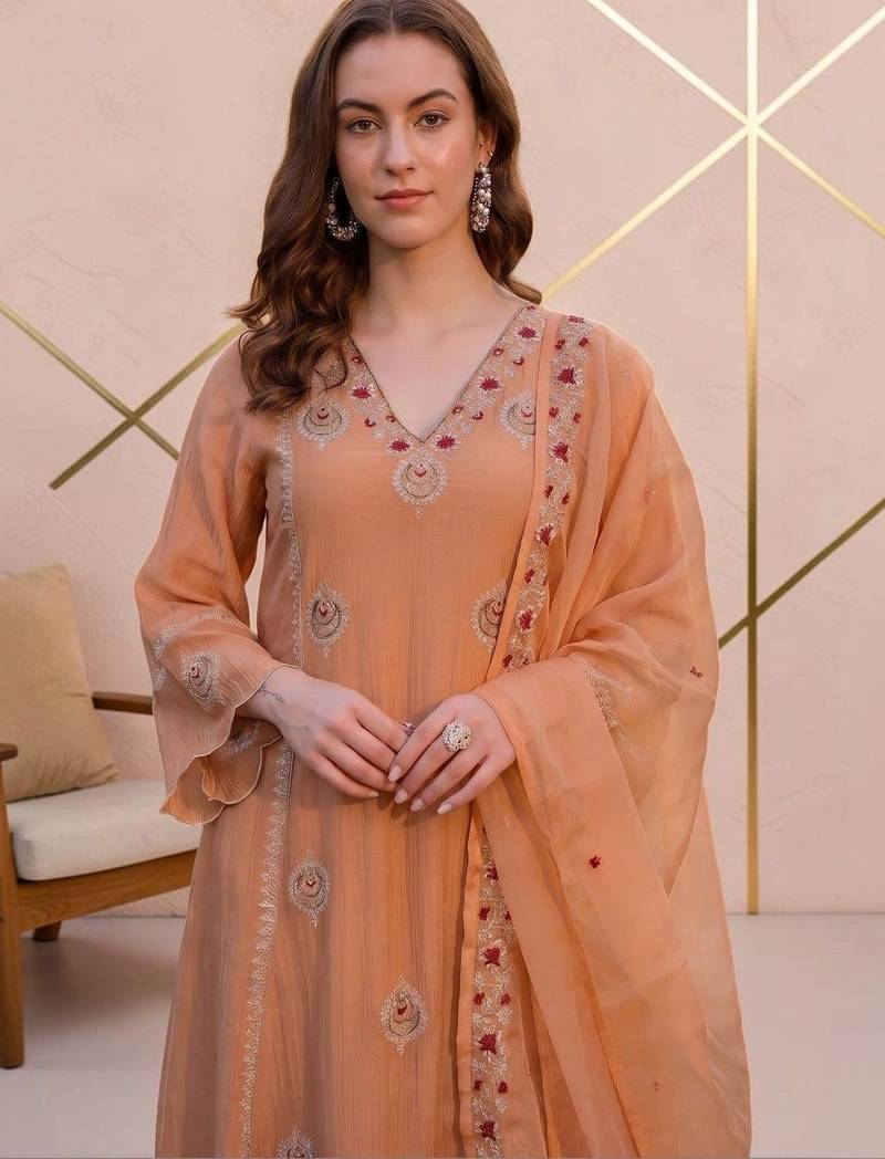 Women Ethnic Motifs Embroidered Regular Thread Work Kurta with Trousers & With Dupatta