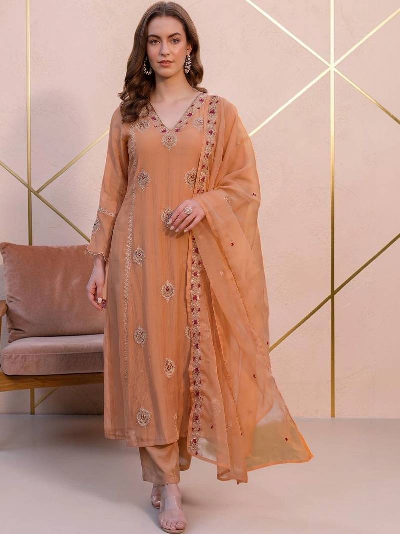 Women Ethnic Motifs Embroidered Regular Thread Work Kurta with Trousers & With Dupatta