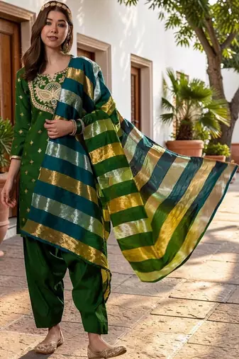 Women Ethnic Motifs Embroidered Regular Kurta with Patiala & With Dupatta