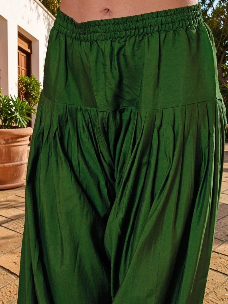 Women Ethnic Motifs Embroidered Regular Kurta with Patiala & With Dupatta