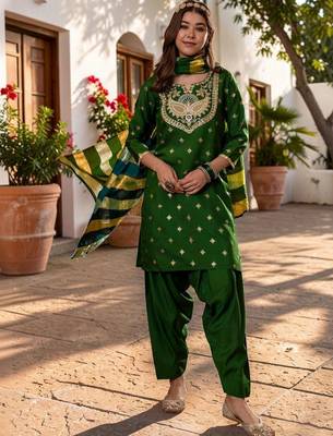 Women Ethnic Motifs Embroidered Regular Kurta with Patiala & With Dupatta 5