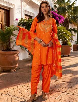 Women Ethnic Motifs Embroidered Regular Kurta with Patiala & Dupatta 5