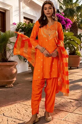 Women Ethnic Motifs Embroidered Regular Kurta with Patiala & Dupatta
