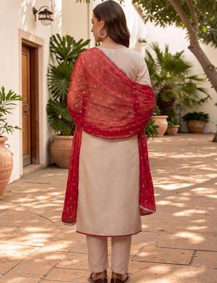 Women Ethnic Motifs Embroidered Regular Thread Work Kurta with Trousers & With Dupatta 4