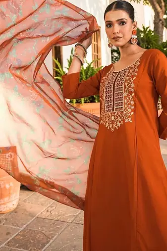 Women Ethnic Motifs Embroidered Regular Thread Work Kurta with Trousers & With Dupatta
