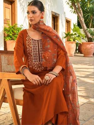 Women Ethnic Motifs Embroidered Regular Thread Work Kurta with Trousers & With Dupatta 5