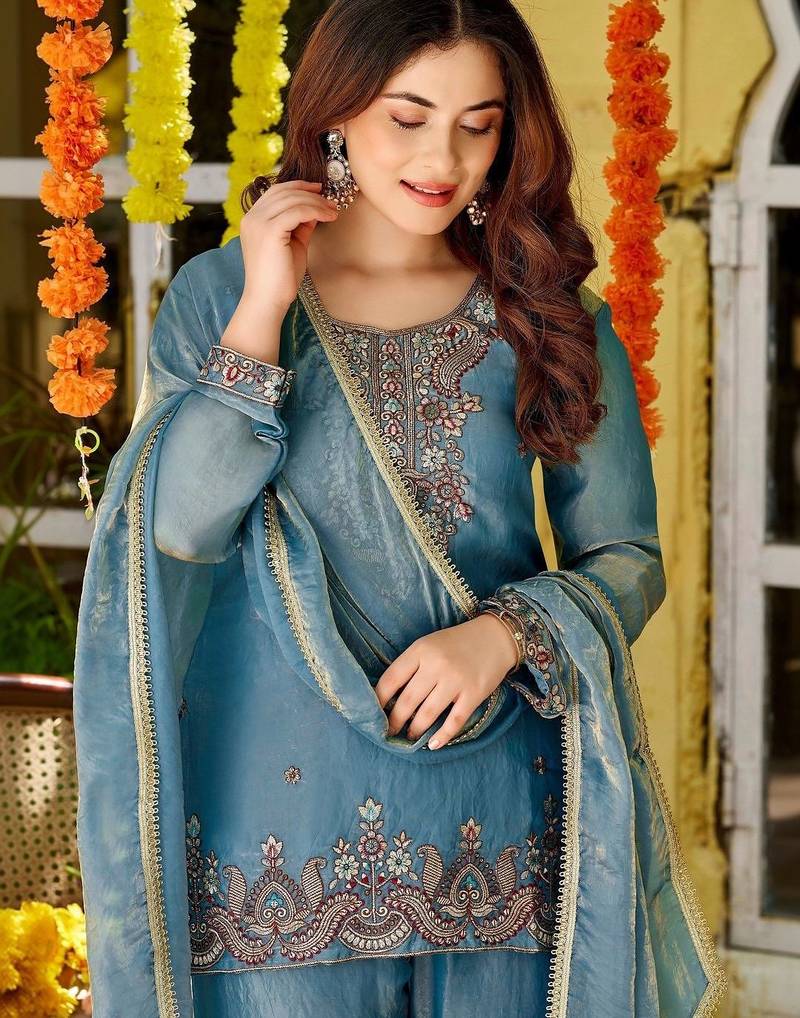Women Ethnic Motifs Embroidered Regular Thread Work Kurta with Palazzos & With Dupatta