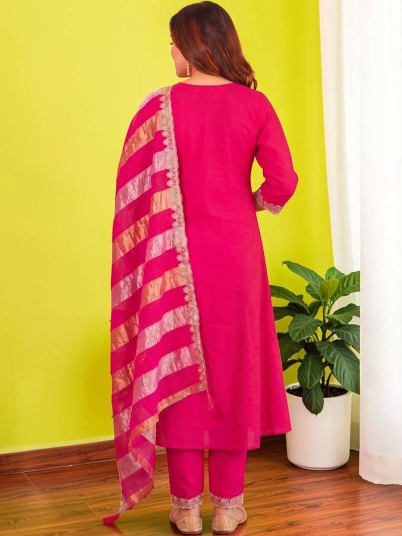 Women Ethnic Motifs Embroidered Regular Thread Work Kurta with Trousers & With Dupatta