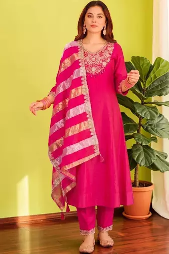 Women Ethnic Motifs Embroidered Regular Thread Work Kurta with Trousers & With Dupatta