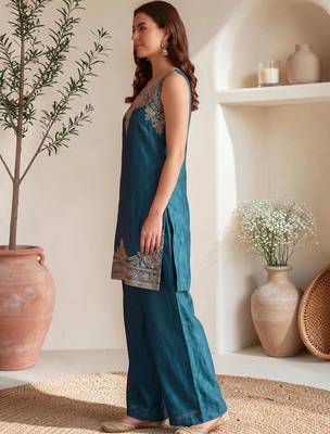 Women Ethnic Motifs Embroidered Regular Thread Work Kurta with Palazzos & With Dupatta 6