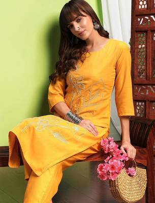 Women Floral Embroidered Regular Thread Work Pure Cotton Kurta with Trousers 2