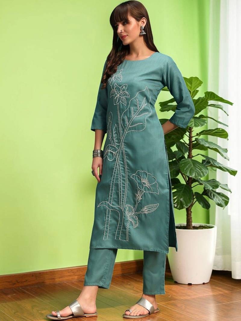 Women Embroidered Regular Kurta Set