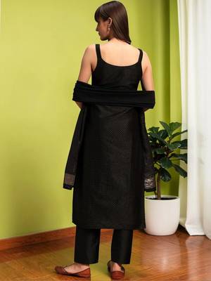 Women Ethnic Motifs Printed Regular Kurta with Trousers & With Dupatta 5