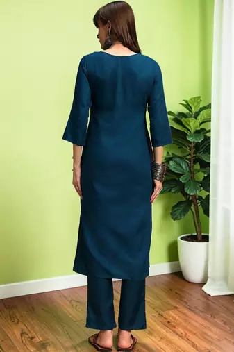 Women Ethnic Motifs Embroidered Regular Thread Work Pure Cotton Kurta with Trousers