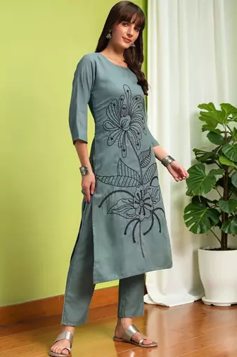 Women Floral Embroidered Regular Thread Work Pure Cotton Kurta with Trousers