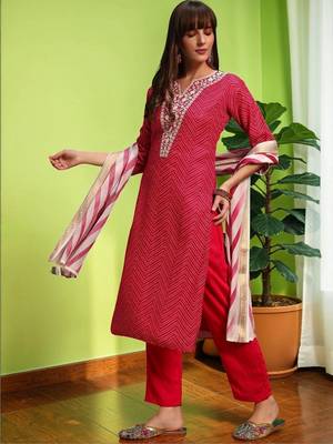 Women Printed Regular Thread Work Pure Cotton Kurta with Trousers & With Dupatta 1