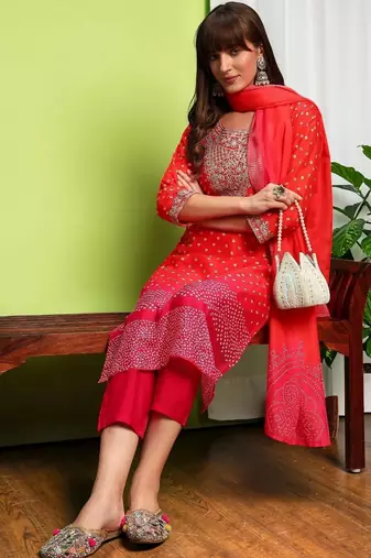 Women Ethnic Motifs Printed Regular Thread Work Kurta with Trousers & With Dupatta