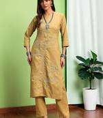 Women Floral Embroidered Regular Thread Work Pure Cotton Kurta with Trousers