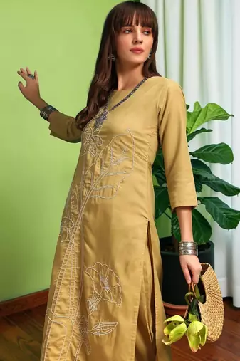 Women Floral Embroidered Regular Thread Work Pure Cotton Kurta with Trousers