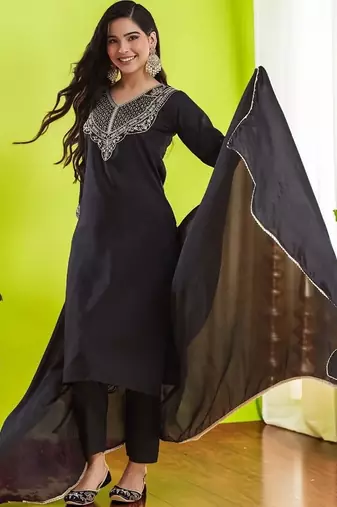 Women Ethnic Motifs Embroidered Regular Thread Work Kurta with Trousers & With Dupatta