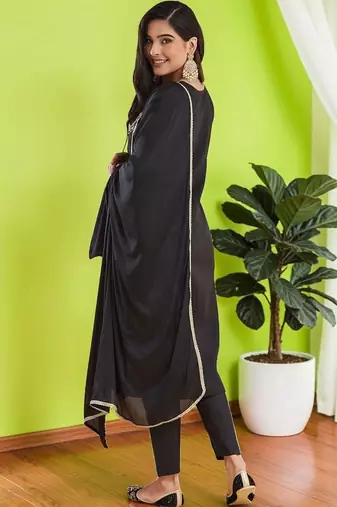 Women Ethnic Motifs Embroidered Regular Thread Work Kurta with Trousers & With Dupatta