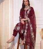 Women Ethnic Motifs Embroidered Regular Thread Work Chanderi Silk Kurta with Trousers & With Dupatta