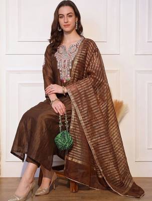 Women Ethnic Motifs Embroidered Regular Thread Work Chanderi Silk Kurta with Trousers & With Dupatta 1
