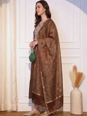 Women Ethnic Motifs Embroidered Regular Thread Work Chanderi Silk Kurta with Trousers & With Dupatta 5