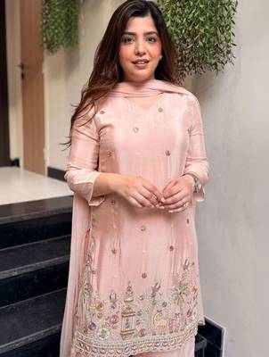 Women Ethnic Motifs Embroidered Regular Thread Work Kurta with Palazzos & With Dupatta 5
