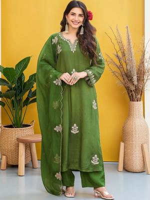 Women Ethnic Motifs Embroidered Regular Thread Work Kurta with Palazzos & With Dupatta 1