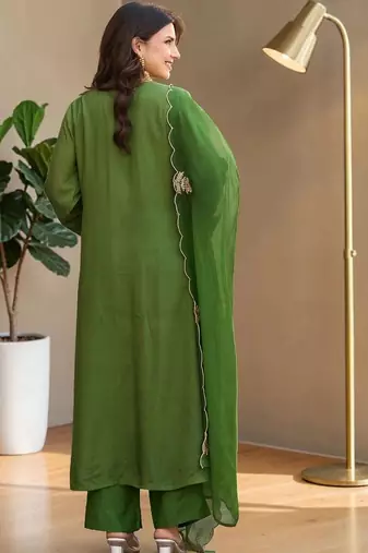 Women Ethnic Motifs Embroidered Regular Thread Work Kurta with Palazzos & With Dupatta