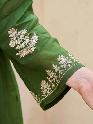 Women Ethnic Motifs Embroidered Regular Thread Work Kurta with Palazzos & With Dupatta 5