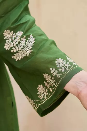 Women Ethnic Motifs Embroidered Regular Thread Work Kurta with Palazzos & With Dupatta