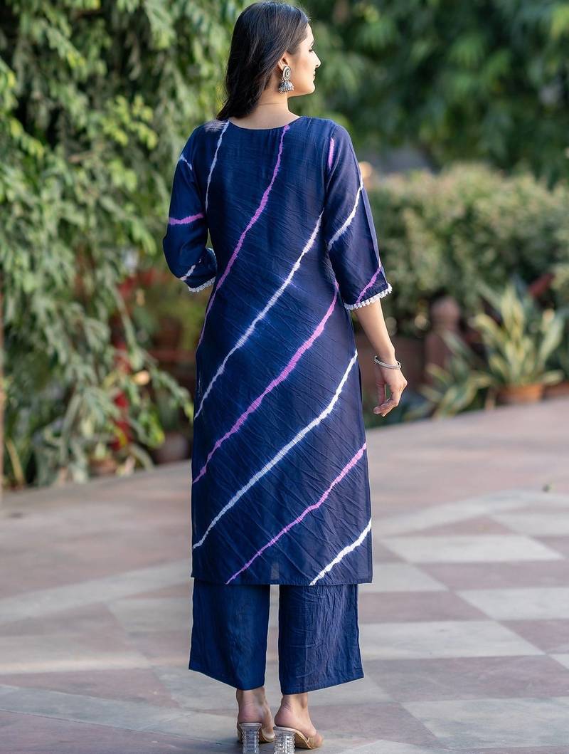 Women Dyed Angrakha Kurta with Trousers & With Dupatta