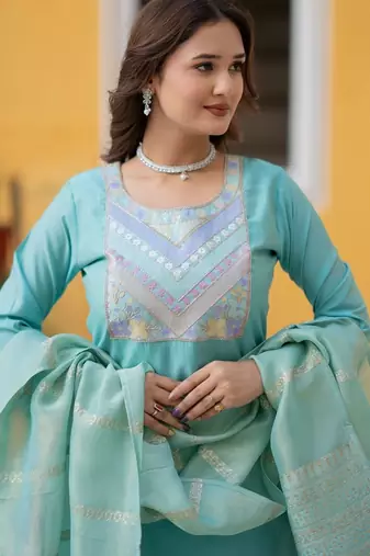 Women Ethnic Motifs Embroidered Regular Thread Work Kurta with Trousers & With Dupatta